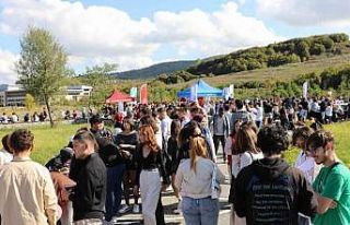 BARÜ’nün 9 projesine destek