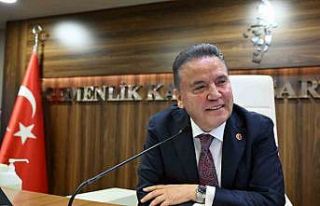 Başkan Böcek: "Ben 148 tane akıllı kavşak...