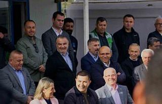 Başkan Günel belediye işçileriyle bayramlaştı