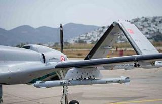 Bayraktar TB3 SİHA’DAN süpersonik füzeyle yine...