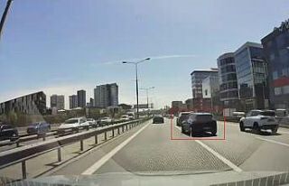 Bayram günü makas atan sürücü kamerada