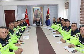 Bayram tatili öncesi jandarmadan trafik güvenliği...