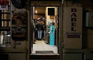 Beyoğlu’nda asansör boşluğuna düşen vatandaş...