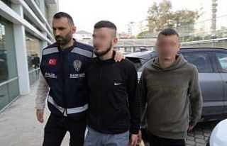 Bıçakla yaralama olayının şüphelisi: "Yakışıklı...