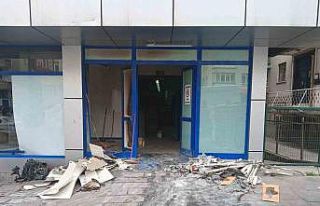 BİM market deposunda korkutan yangın