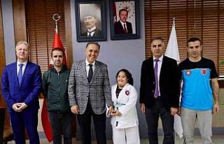 Bingöllü down sendromlu Bürkek ve Budak’tan önemli...