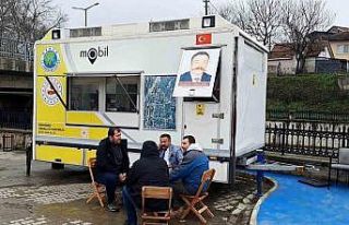 Bu da karavanlı seyyar muhtar: Hizmeti vatandaşın...