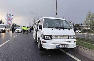 Bursa’da 3 aracın karıştığı kazada 4 kişi...