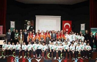 Bursa’da Yeşilay Haftası coşkuyla kutlanıyor