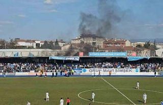 Bursaspor-Kütahyaspor maçında yangın paniği