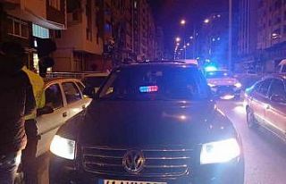 Çakarlı aracın sürücüsüne ve sahibine ceza...