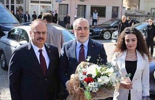 Çalışma ve Sosyal Güvenlik Bakanı Işıkhan,...