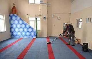 Çameli’nde camiler Ramazan Bayramına hazırlanıyor