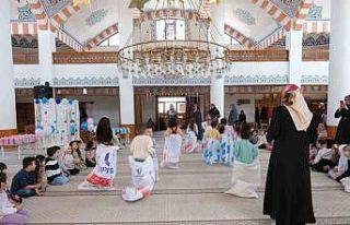 Cami, çocuk buluşması gerçekleştirildi