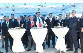 Çorum’da kent protokolü ve vatandaşlar bayramlaştı