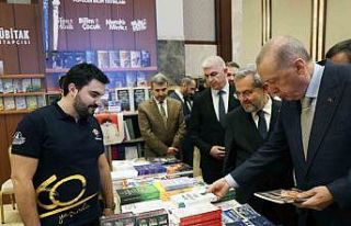 Cumhurbaşkanı Erdoğan, kitap fuarını ziyaret...
