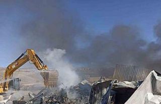 Darende’de konteyner yangını