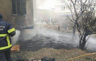 Diyarbakır’da plastik kasaların olduğu depoda...