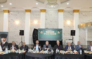 Doğan, muhtarlarla iftar sofrasında buluştu