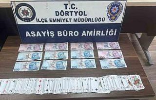 Dörtyol’da kumar oynayan 5 şahsa: 46 bin 235 TL...