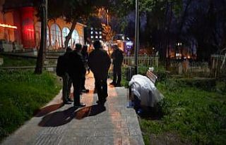 Ecel mezarlıkta yakaladı