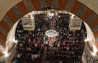 Edirne’de Sakal-ı Şerif’i görmek için yüzlerce...