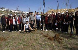 Eğil’de "Narin Hatıra Ormanı" için...
