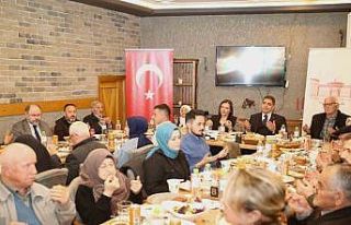 Evliliklerinde yarım asrı dolduranlar iftarda buluştu