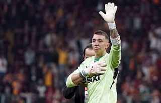 Galatasaray bu sezon ligde 9. kez kalesini gole kapadı