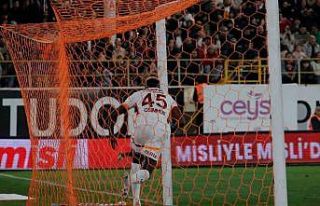 Galatasaray deplasmanda kaybetmiyor
