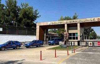 Gaziantep’te çeşitli suçlardan aranan 20 şahıs...