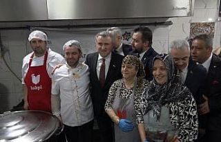 Gençlik ve Spor Bakanı Bak’dan spor tesisi sözü