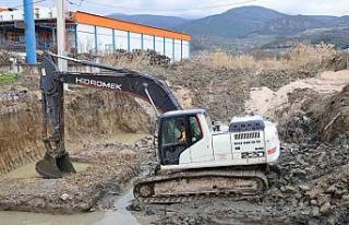 Geyve’deki o menfez sil baştan yenileniyor