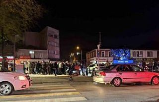 Gürültü sebebiyle çıkan kavgada ortalık savaş...