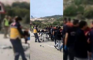 Hafriyat kamyonu ile otomobil çarpıştı: 1 ölü,...