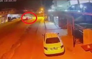 Hatay’da 2 kişinin yaralandığı kaza kamerada