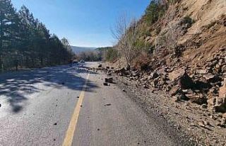 Heyelanlı bölgede tehlike sürüyor: Domaniç-İnegöl...