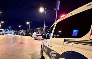 Husumetli grup arasında silahlı kavga: 2 yaralı