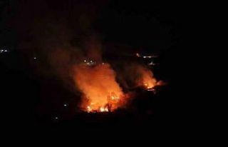 İftar saatinde yangın paniği: 25 dönümlük ağaçlık...