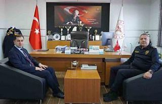 İl Emniyet Müdürü ve Sağlık İl Müdürü bir...