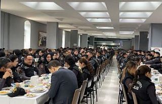 İstanbul Valisi Gül, Çevik Kuvvet Şube Müdürlüğünü...