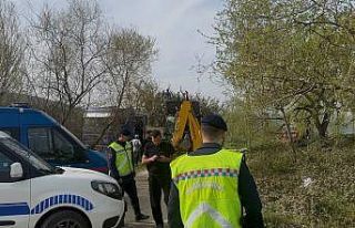 İznik Sahili’nde talan...Devlet arazisine yapılan...