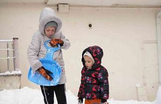 Kar yağışı nedeniyle Bayburt’ta tüm okullar...