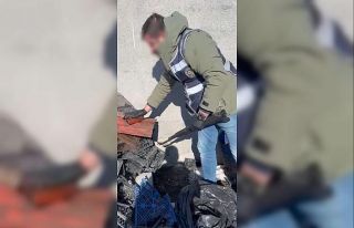 Kars’ta hurdalıktan uzun namlulu silah çıktı