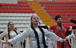 Kars’ta Kafkas rüzgarı: Kulüpler arası folklor...