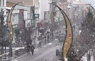 Kars’ta yoğun kar yağışı