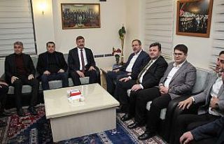 Kasapoğlu’ndan Başkan Dönmez’e ziyaret