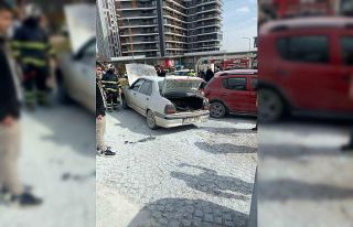 Kastamonu’da park halindeki otomobil yandı