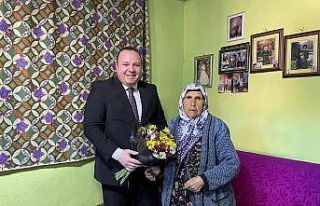 Kaymakam Eser, 8 Mart’ta şehit annelerini unutmadı