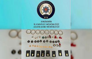 Kendilerini MİT görevlisi diye tanıtıp vatandaşı...